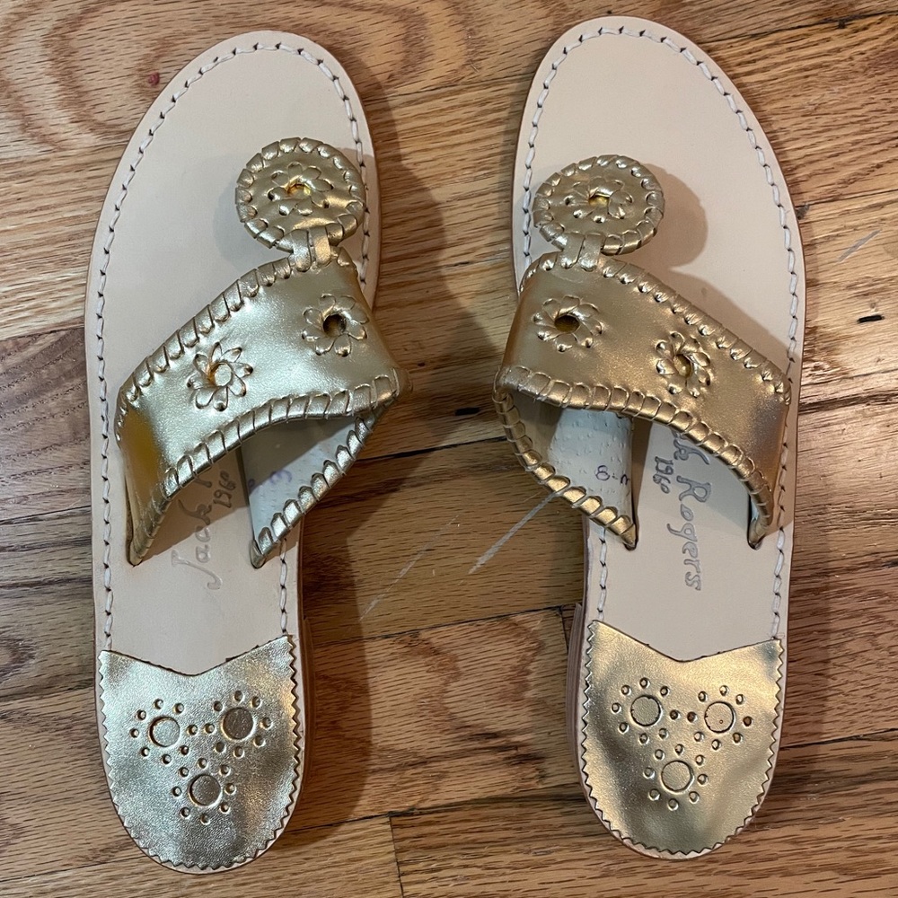 Jack Rogers Navajo gold metallic Hamptons flat 8.5